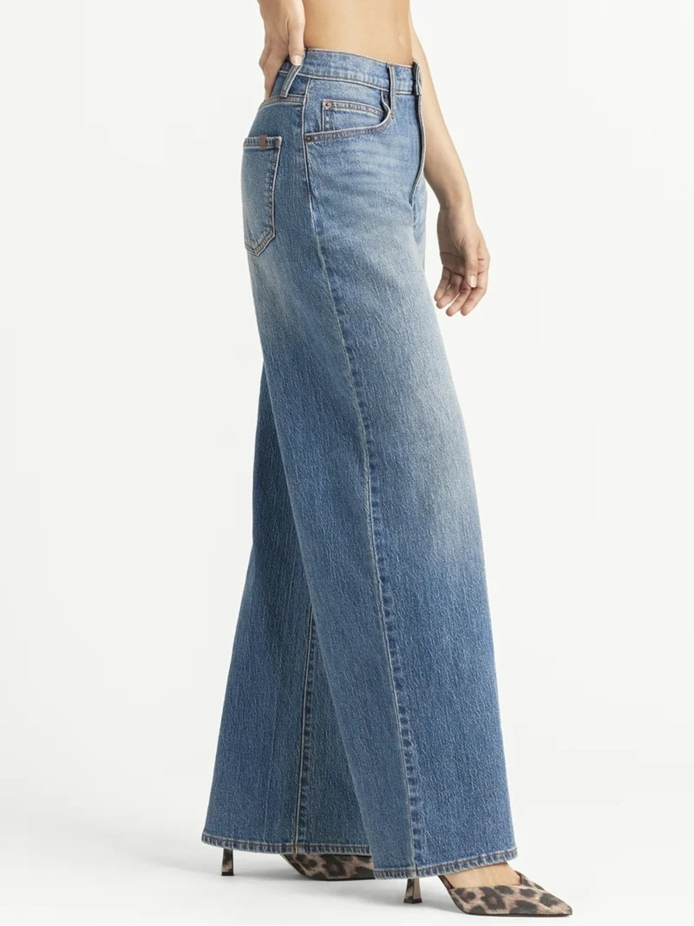 Jessica Simpson Freesia Wide Leg Jeans, size 10 - Picture 3 of 5